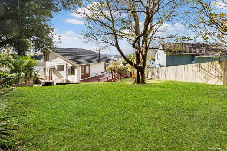 74B Ayton Drive Totara Vale_14