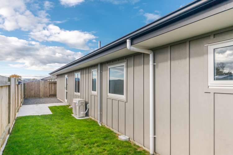 2 Wescombe Grove Feilding_24