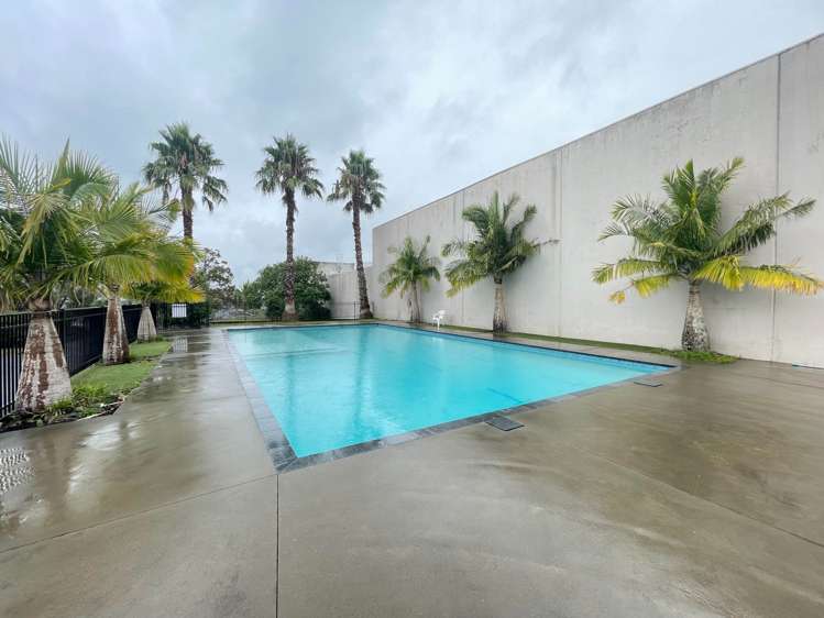 13F/30 Westward Ho Road Glen Eden_5