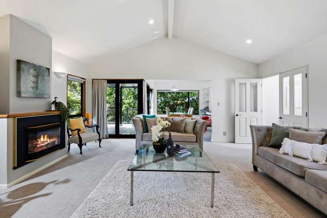 2/3 Sunset Road Totara Vale_4