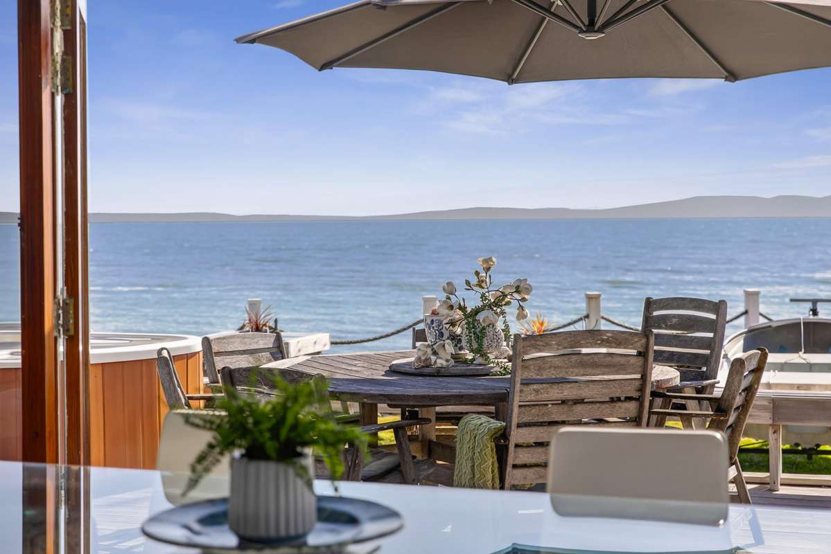 417 Thames Coast Road SH25_4