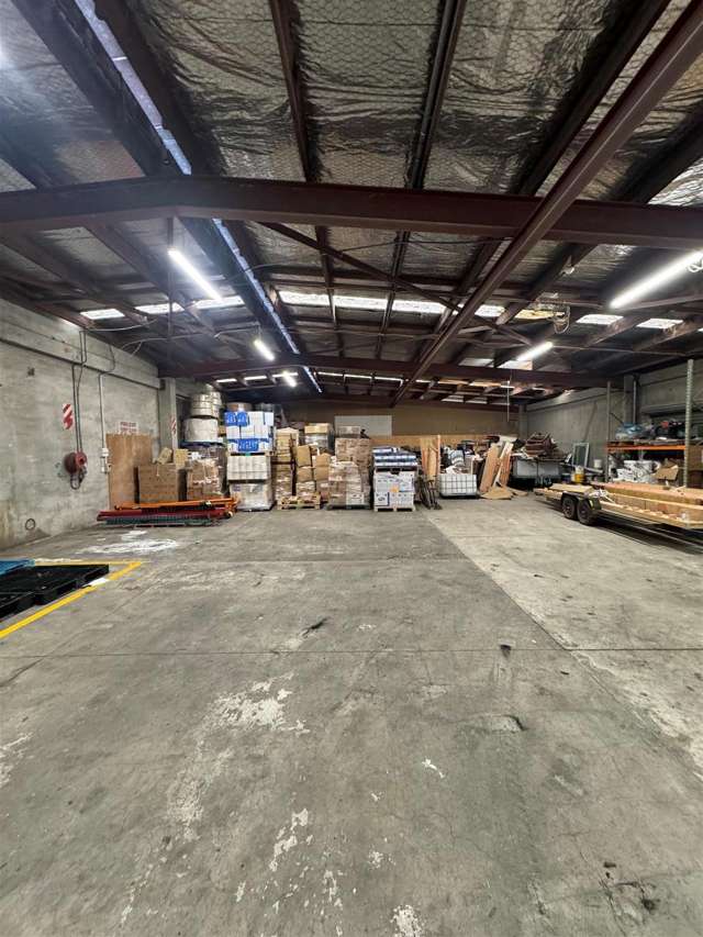 121 Eastern Hutt Road Taita_1