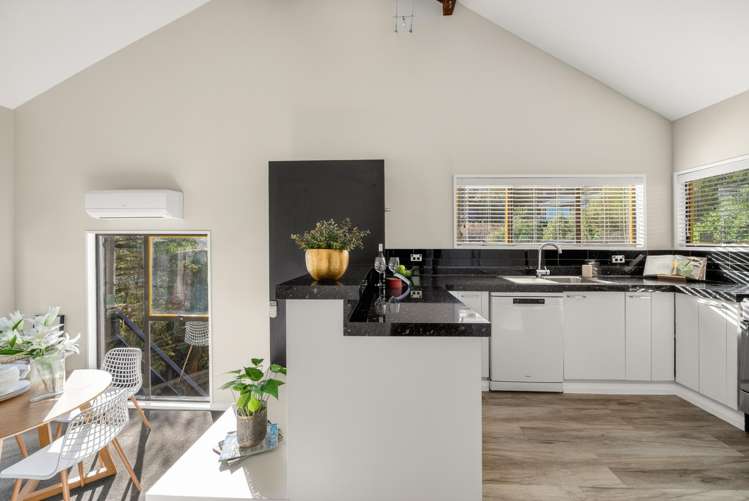 12 Pentre Terrace Cashmere Hills_15
