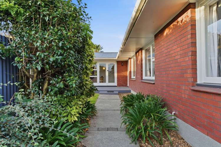 22 Warren Crescent Hillmorton_16