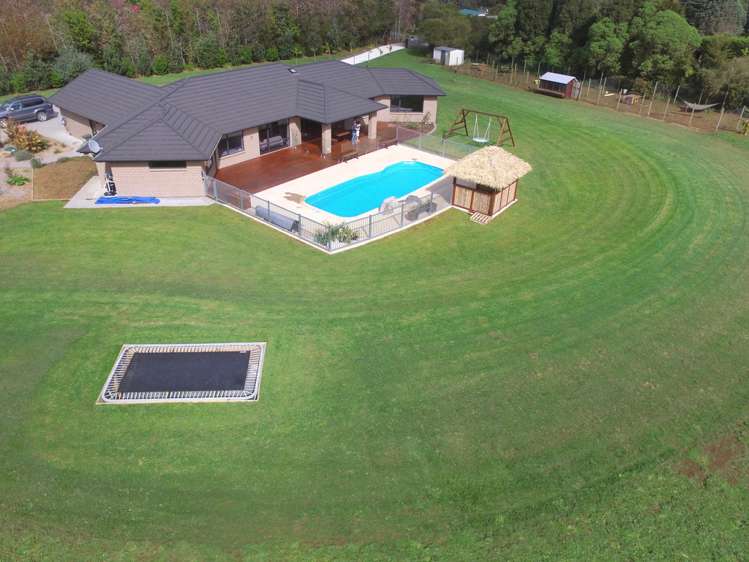 31 Newton Road Maungatapere_14