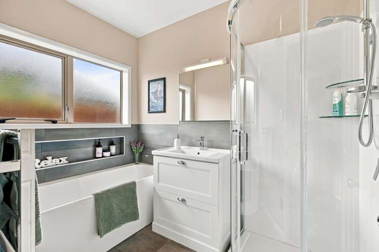 4 Montego Close Shirley_14