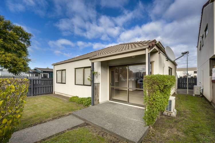 150 Carlyle Street, 6 Nelson Crescent and 33-37 Wellesley Road Napier_12