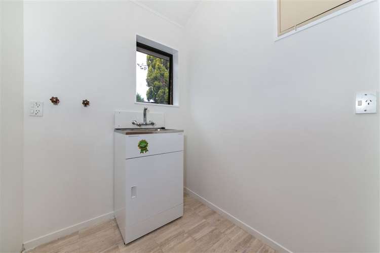 4/153a Te Atatu Road Te Atatu South_16