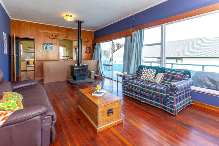 616a Ocean Road Whangamata_8