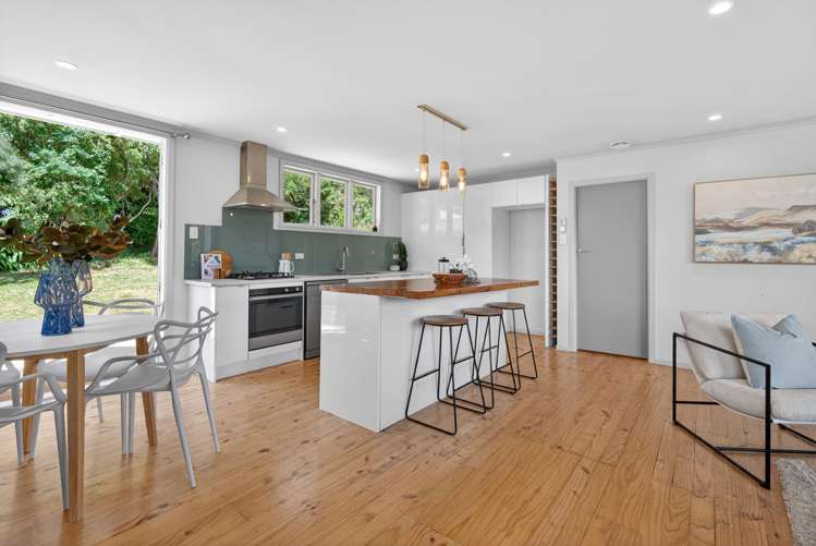 55 Taylor Terrace Tawa_7