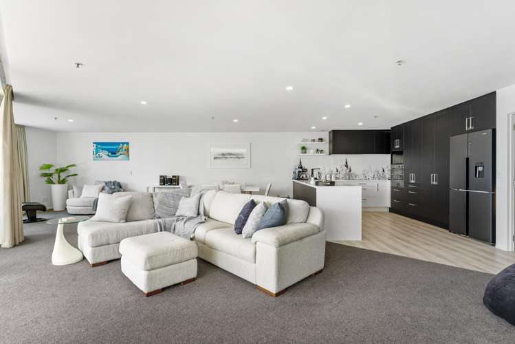 3A/1 Marine Parade Mt Maunganui_11