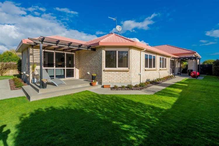 7 Lynch Grove Levin_25