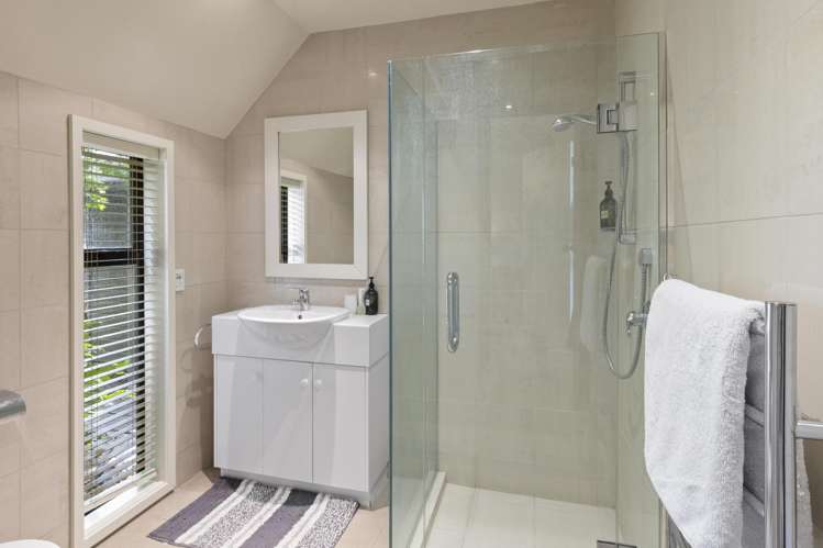 9 Arrowtown-Lake Hayes Road Arrowtown_16