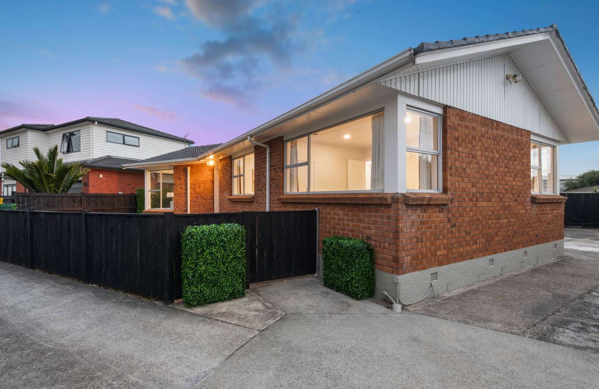 102 Cascades Road Pakuranga Heights_0