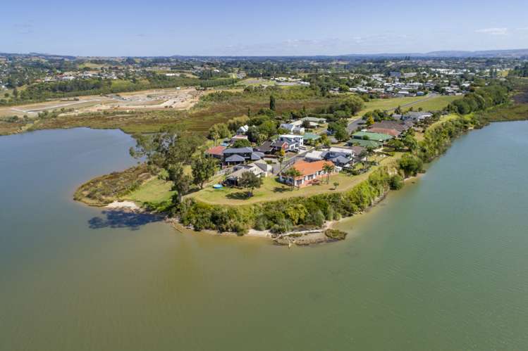 127 College Place Poike_8