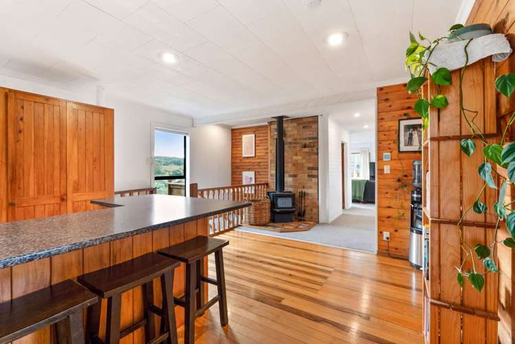 24 Toetoe Road Otaika_11