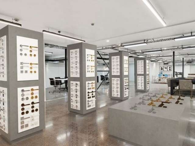 Ground/49 Main Highway Ellerslie_1