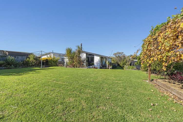 5 Camellia Avenue Bell Block_22