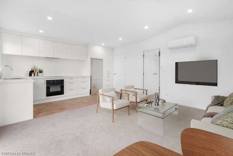 2/213 Gordon Road Mosgiel_3