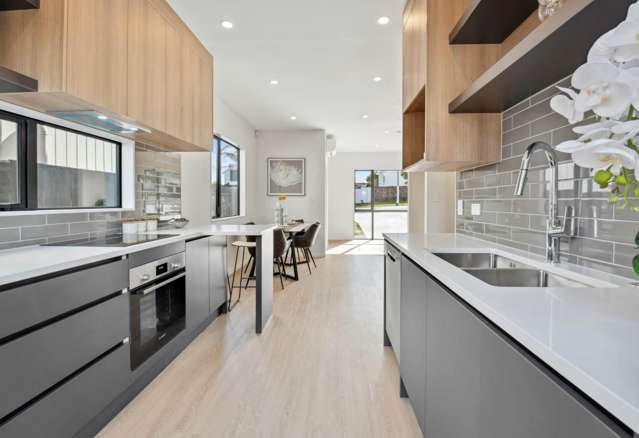 67 Highland Park Drive Botany Downs_1