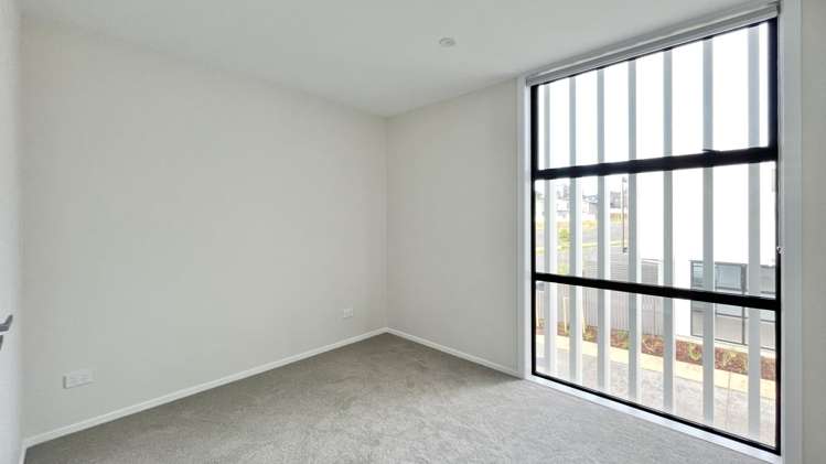 23 Balfron Avenue 10044_11