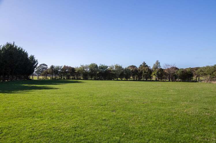 707 Norfolk Road Carterton_19