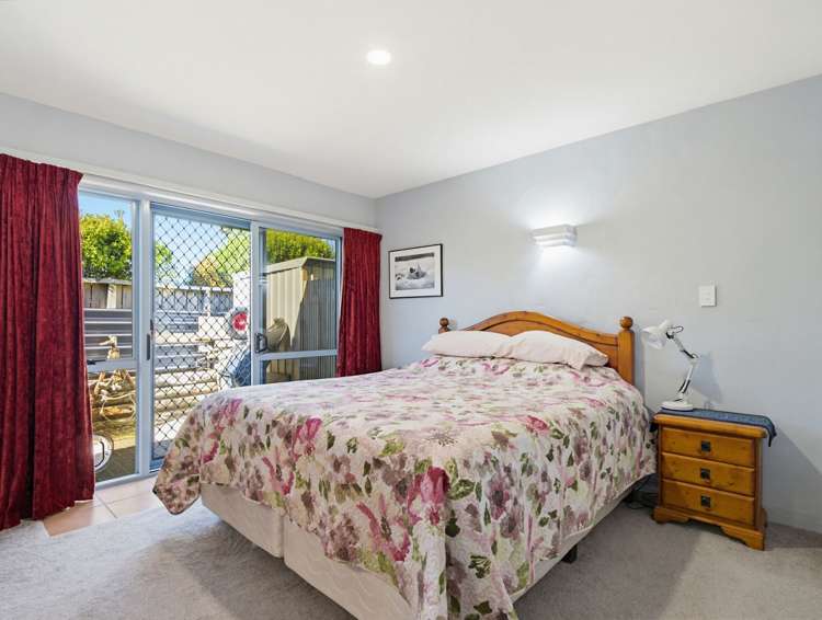 11 Fishermans Drive Coastlands_11