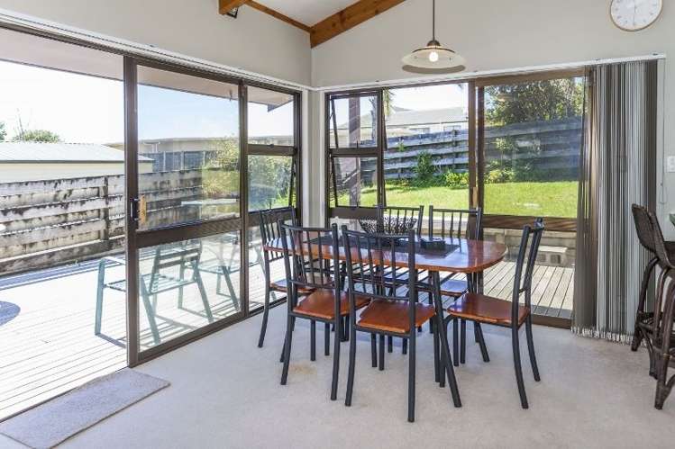 218 The Drive Whangamata_11