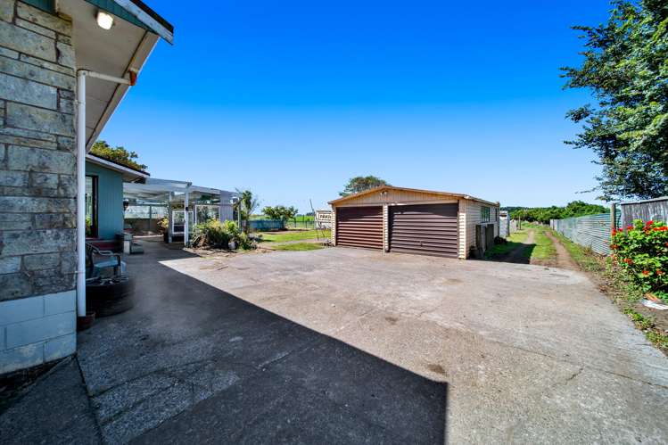 2 Tauhuri Street Manaia_12