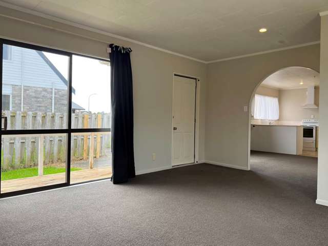 1/36 Heathridge Place Pakuranga Heights_1