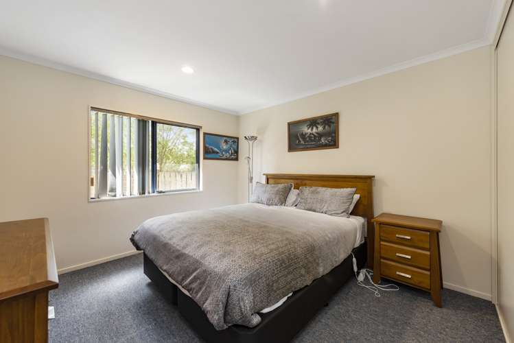 10 Karia Grove Papamoa_9