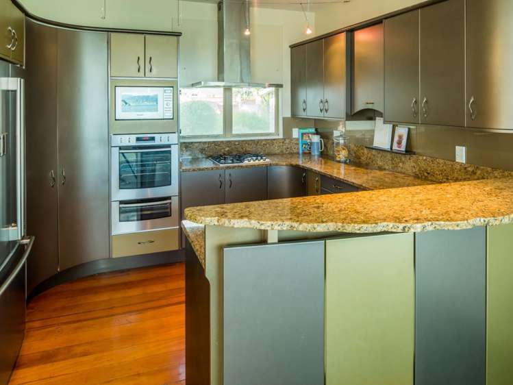 233 Marine Parade Eastbourne_21