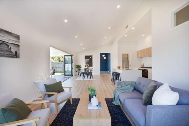 23 Queen Charlotte Drive Aotea_1