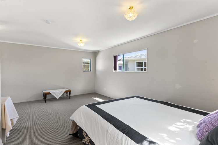 22 Cotswold Crescent Newlands_15