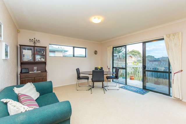 32 Etherton Drive Manurewa_3