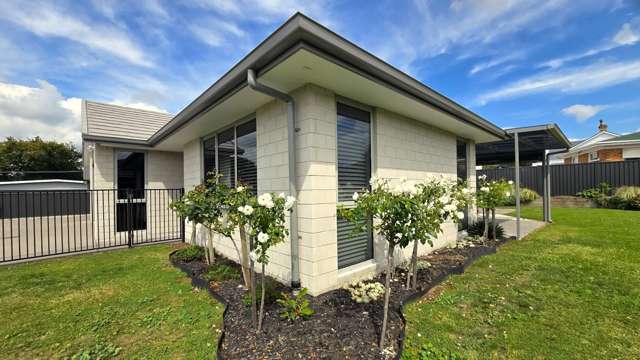 MODERN, LOW MAINTENANCE HOME IN WAIHI