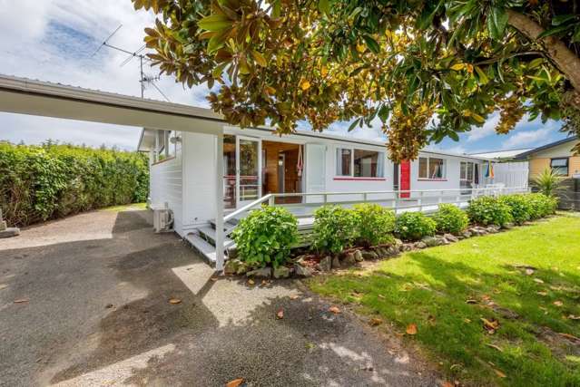 Spacious 4 Bedroom Home in Waikanae