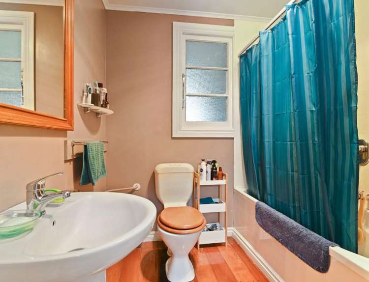 19 Kawaha Point Road Fairy Springs_8