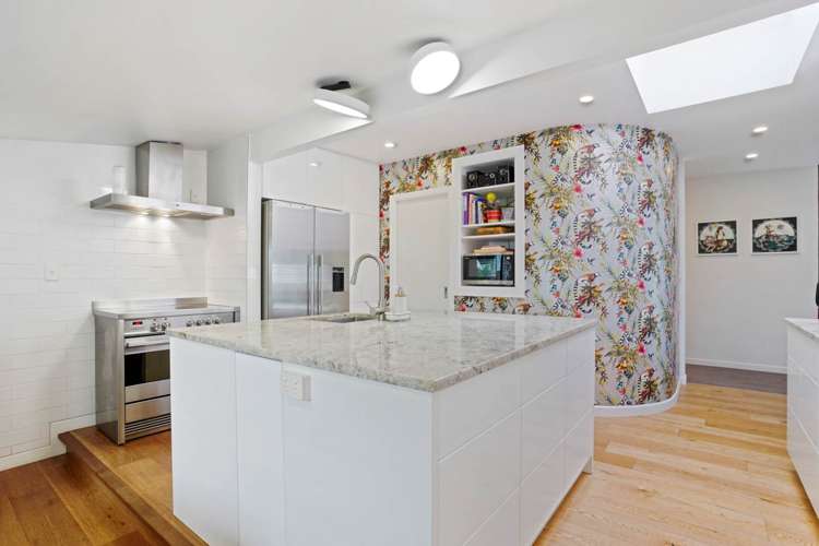 118 Park Hill Road Birkenhead_5