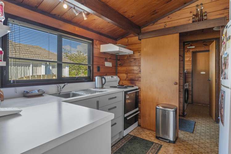 92 High Street Eltham_7