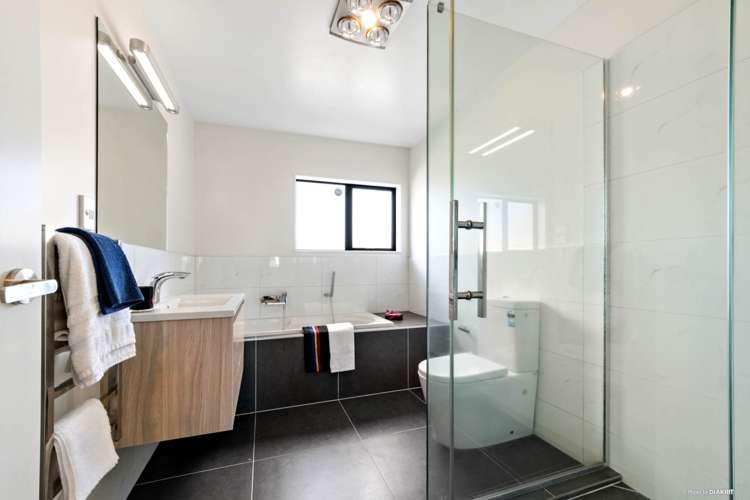 11 Te Hana Road Panmure_17