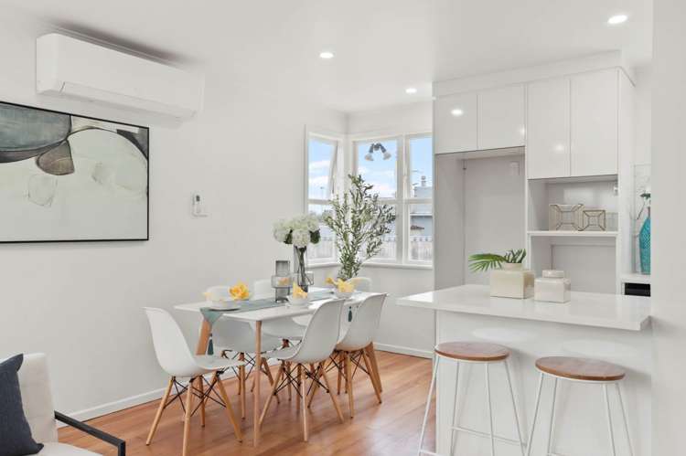 10 Maybelle Place Kelston_6