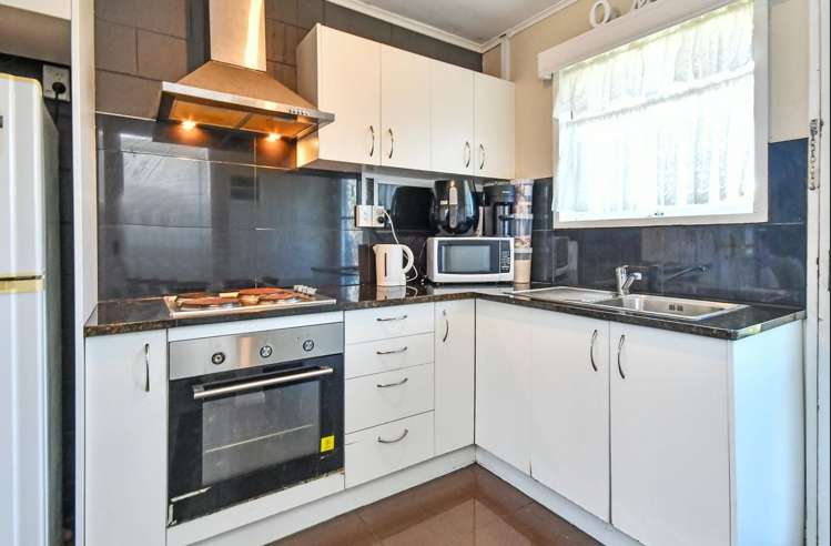 1/80 Portage Road Papatoetoe_9