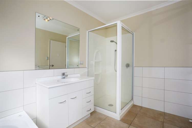 12 Puketi Lane Waiuku_16