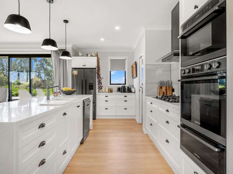 21 Copper Beech Road Woodend - Waimakariri_2