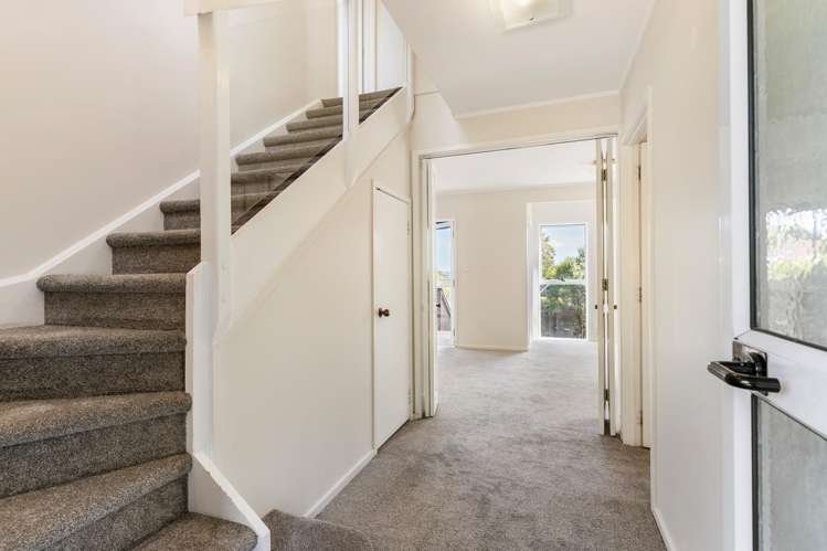 6/110 Norman Lesser Drive Saint Johns_4