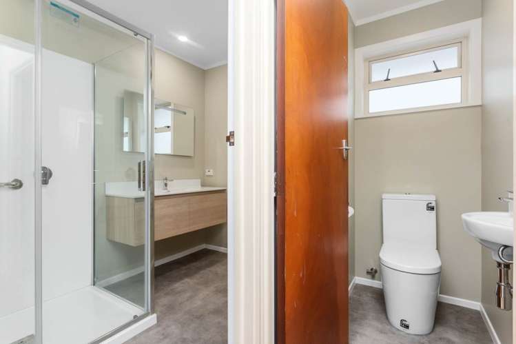 1/1 Rahiri Road Mount Eden_8