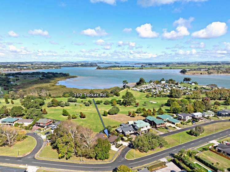 160 Torkar Road Clarks Beach_29