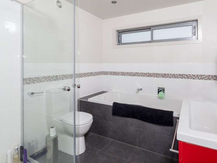 125 Chevron Crescent Whangamata_27