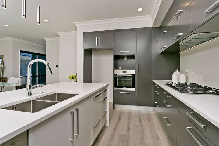 10 Newport Place Forrest Hill_2